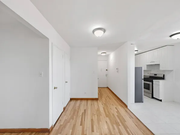 2525 Nostrand Avenue image 2 of 14