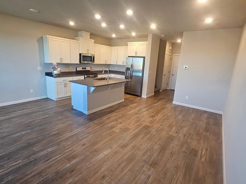 1st image of 4245 Sweetgum Ln