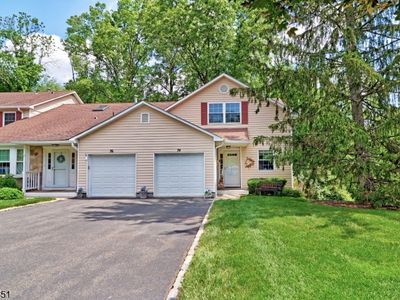 74 Canterbury Rd, Chatham, NJ, 07928