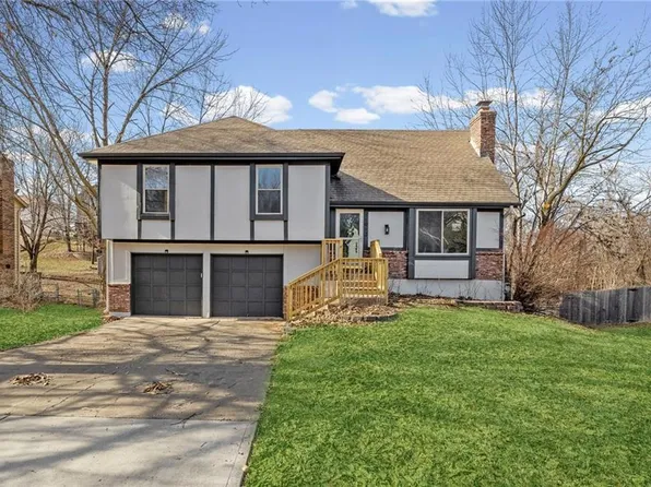 11912 W 49th St, Shawnee, KS 66216