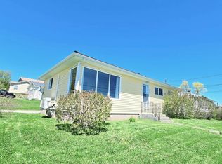 95 Meech Ave, North Sydney, NS B2A1R9