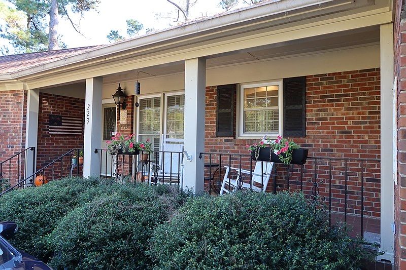 223 Tennyson St NE, Pelham, GA 31779 Zillow