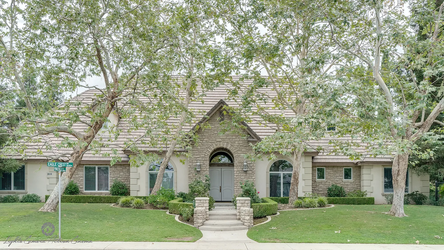 2618 Eagle Crest Dr photo 1