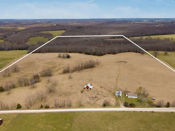 8467 Dove Creek Road, Mountain Grove, MO 65711