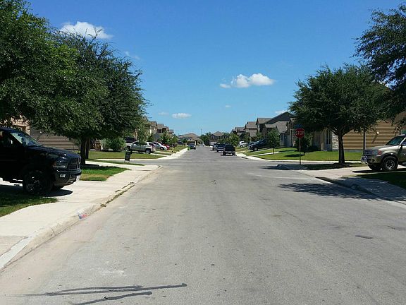 4th image of 2610 Middleground
