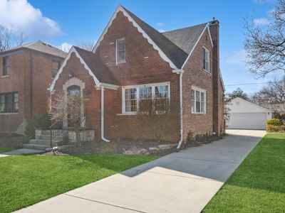 9820 S Hamlin Ave, Evergreen Park, IL, 60805