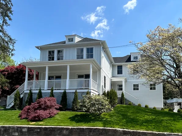6 Schubert Lane, Greenwich, CT 06807