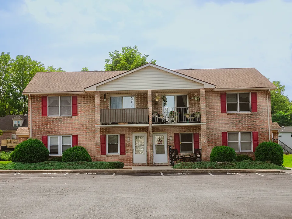 28B Grove St #28B