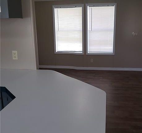 4th image of 2491 Brownell Ct