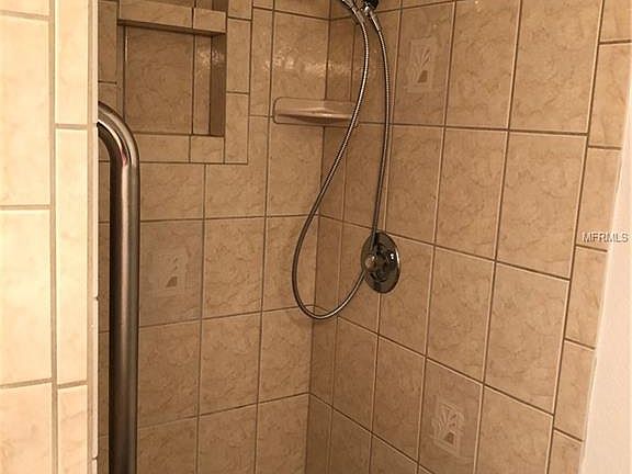 5th image of 2160 Laurence Dr