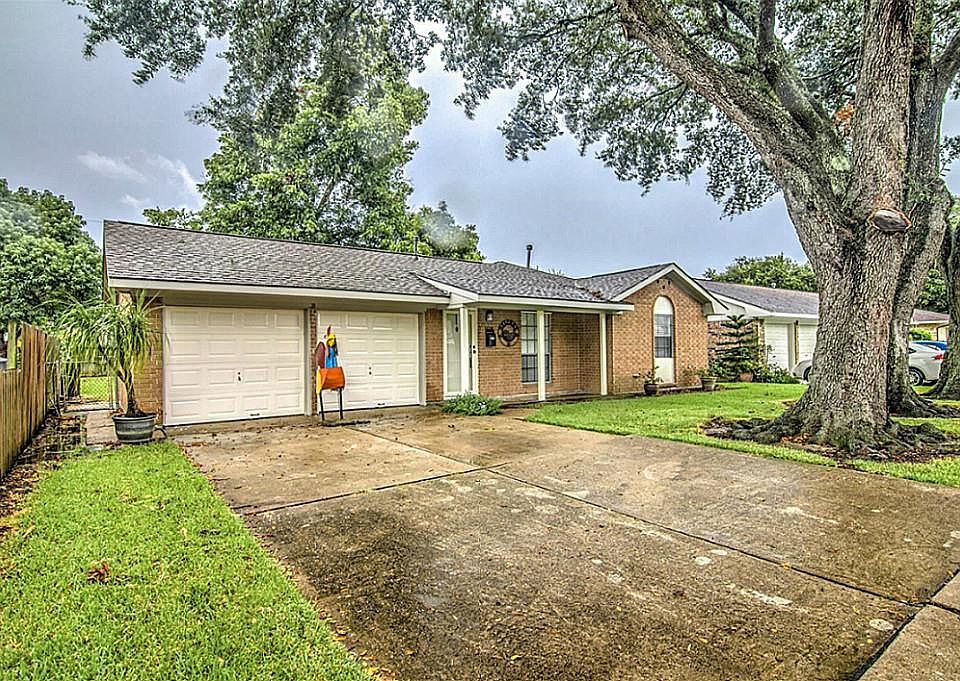 1st image of 1124 Ellen Dr