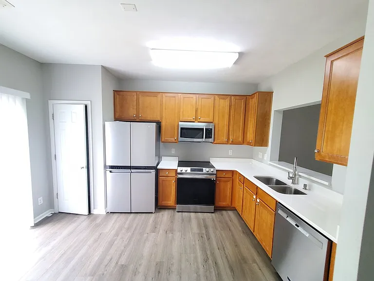 3031 Summerfield Ridge Ln — Photo 5
