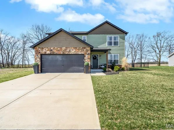 437 Foxtail Dr, Freeburg, IL 62243