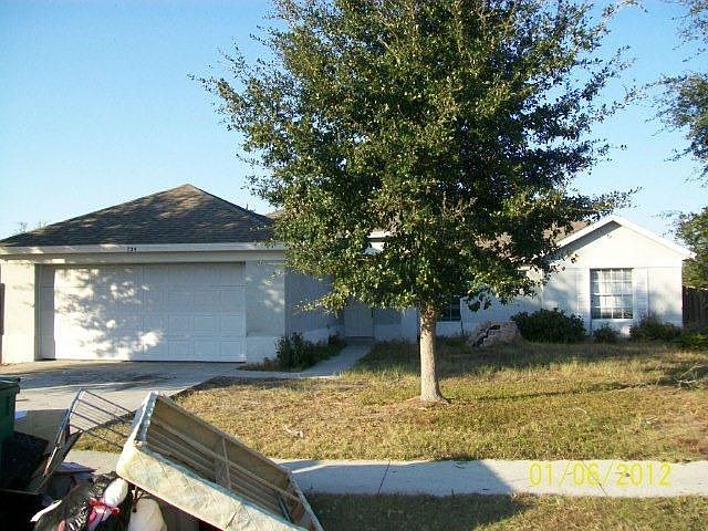 1st image of 724 Paddington Pl