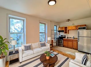 12A Vernon Ave APT 3, Brooklyn, NY 11206