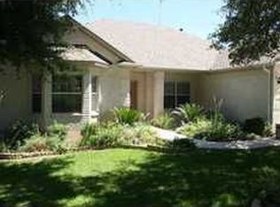104 N Hillview Dr, Georgetown, TX 78628