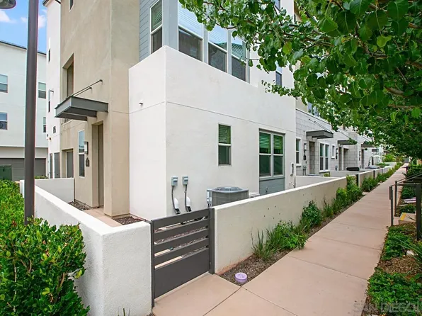 16755 Coyote Bush Dr #89, San Diego, CA 92127