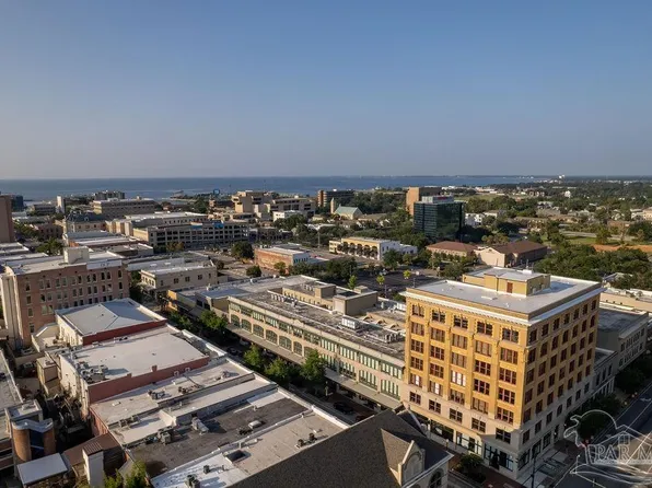 17 Palafox Pl Unit 307, Pensacola, FL 32502