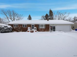 14 Carolin Dr, Brockport, NY 14420