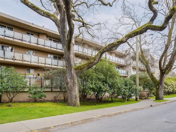 1419 Stadacona Ave #107, Victoria, BC V8S 5J3