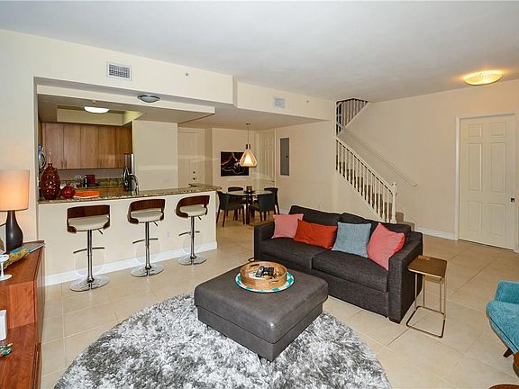 2nd image of 2617 NE 14 Avenue #102