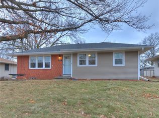 3512 Brinkwood Rd, Des Moines, IA 50310
