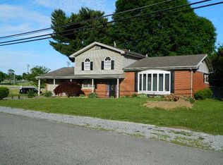 1100 S Alves St, Henderson, KY 42420