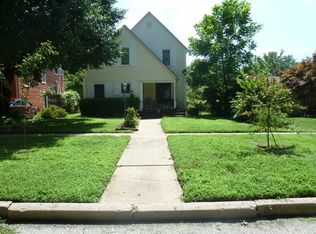 1211 E 10th Ave, Winfield, KS 67156