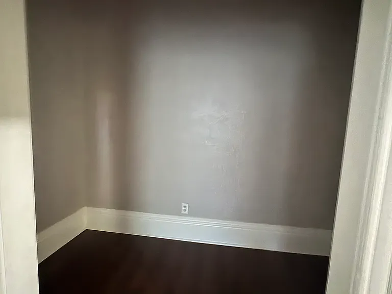1557 Forrest Ave NE — Photo 6