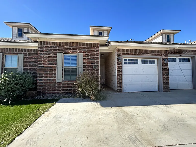 11620 Evanston Ave — Photo 1