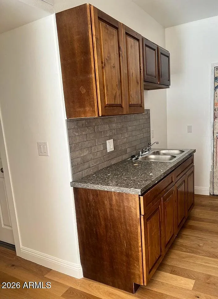 2 bed, 1.0 bath, 650 sqft, $1,225 — Photo 4