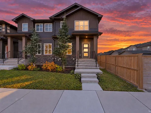 435 N Savanna Blvd NE, Calgary, AB T3J 0X2