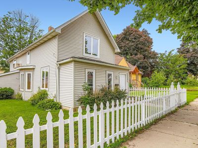 236 11th Ave S, South Saint Paul, MN, 55075