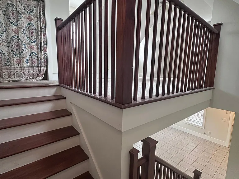 14 Elizabeth St #5 — Photo 14