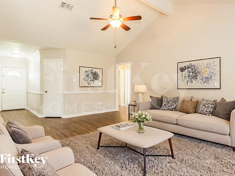 20327 Bridgedale Ln — Photo 5