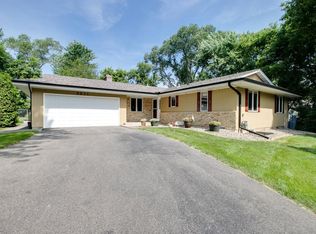 5511 Dell Ln, Minnetonka, MN 55345