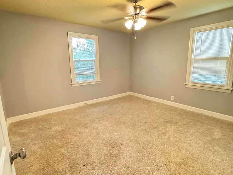 1413 Wrightsboro Rd — Photo 14