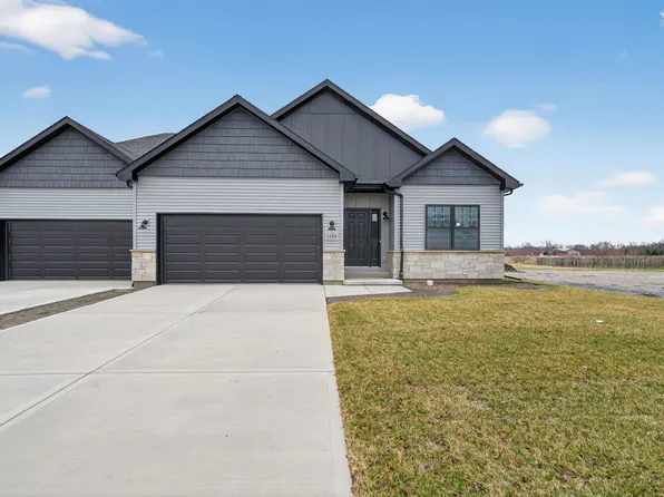 1175 S Farmstone Dr, Coal City, IL 60416