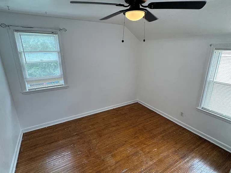 39 Folger St #2 — Photo 3