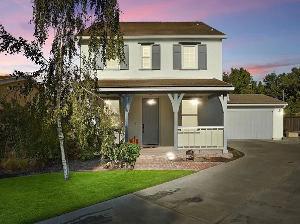1655 Fairway Oaks Ct, Ripon, CA 95366