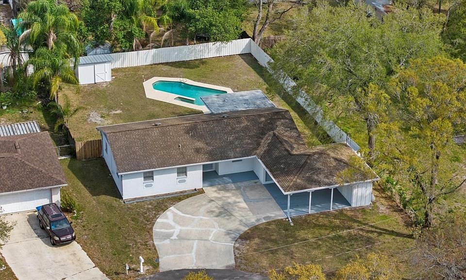 1st image of 11705 Country Club Pl