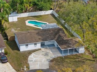 11705 Country Club Pl, Tampa, FL 33612