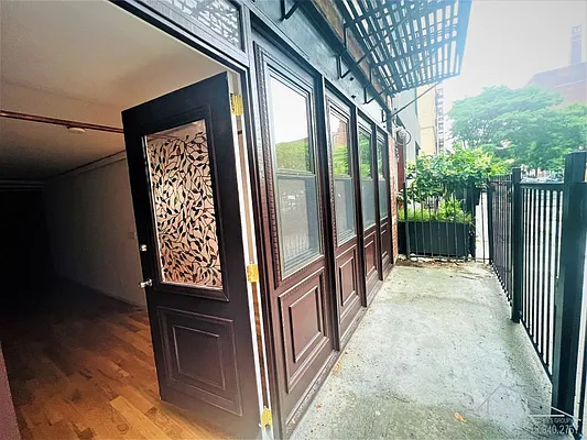 Rented by Ideal Properties Group | media 7