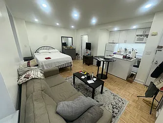 150 West 51st Street, #22003