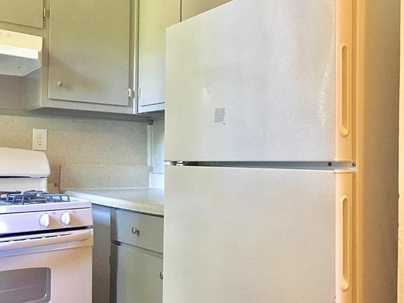 4th image of 955 Tilden St NW #A
