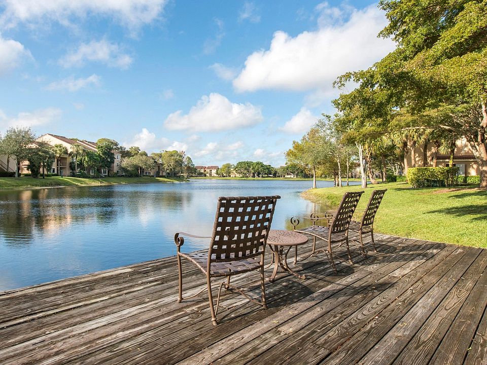 The Reserve At Ashley Lake Apartment Rentals - Boynton Beach, Fl 