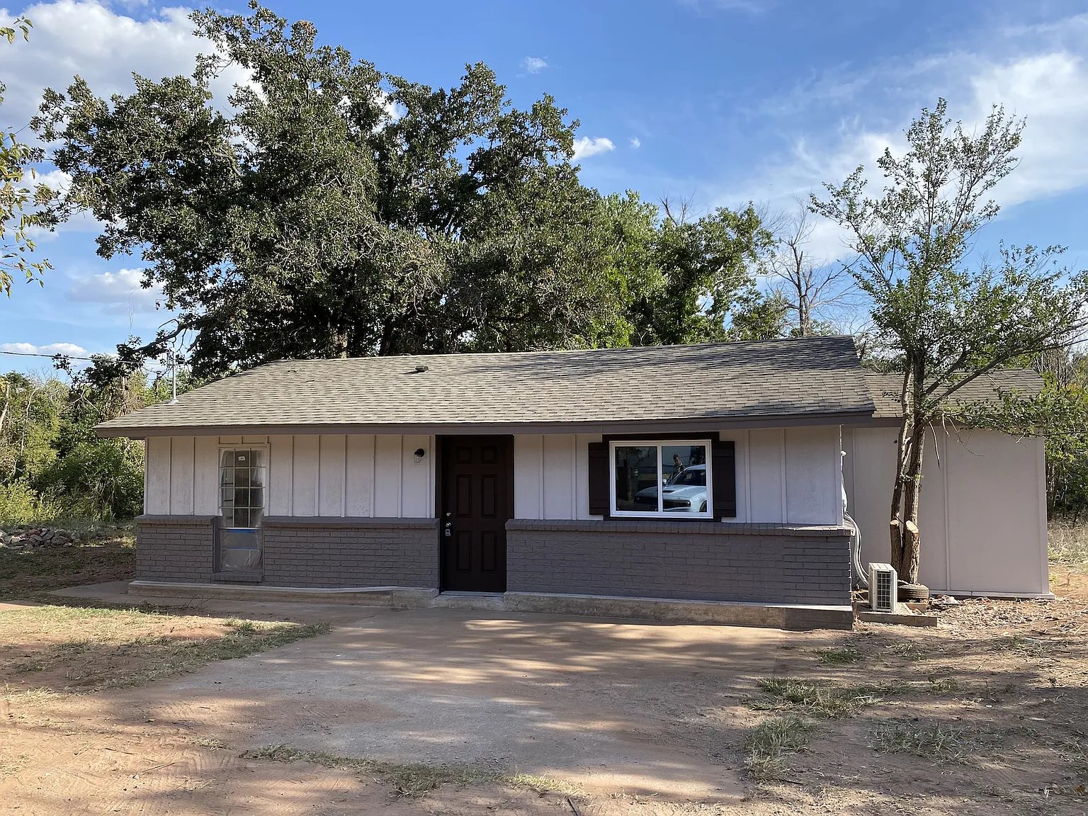 Rock Circle House — Photo 1