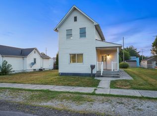 192 Decrow Ave, Newark, OH 43055