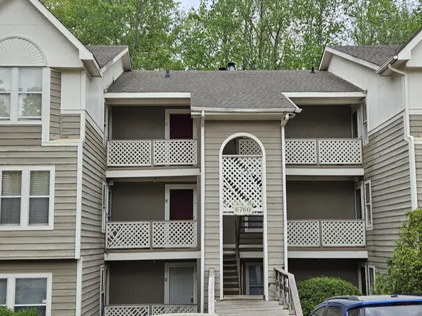 1004 Brookhollow Dr APT 2, Fayetteville, NC 28314