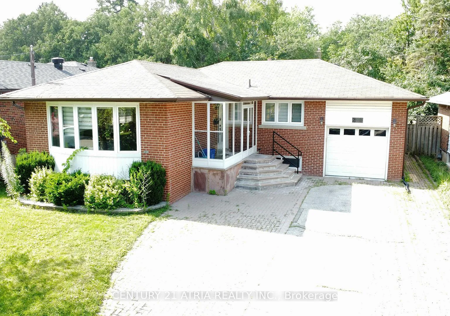 3 bed, $1,799 — Photo 1